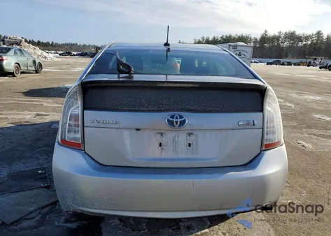 2014 Toyota Prius Plug-In z USA, uszkodzony, nr VIN JTDKN3DP6E3051558